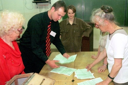 В Приморье начался второй тур губернаторских выборов