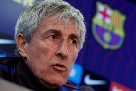 «Барселона» уволила главного тренера после поражения от мюнхенской «Баварии»