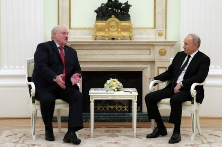Лукашенко анонсировал обсуждение с Путиным применение ядерных сил