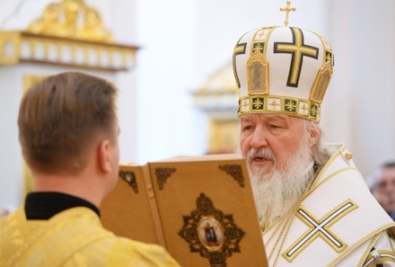 Из-за приезда патриарха Кирилла в Горно-Алтайске запретили продавать алкоголь