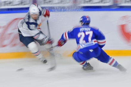 Хоккеист Сергей Мозякин повторил рекорд по числу шайб в чемпионатах страны