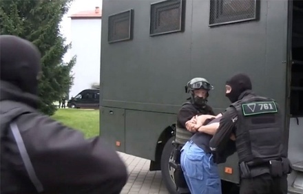 Политолог посчитал задержание боевиков в Белоруссии срежиссированной предвыборной акцией