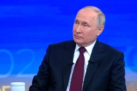 Владимир Путин назвал конфликт с Украиной похожим на гражданскую войну между братьями