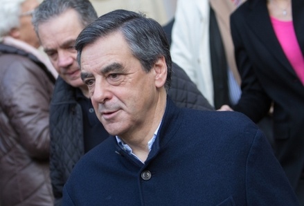 Франсуа Фийон лидирует во втором туре праймериз правоцентристов во Франции