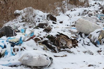 В Екатеринбурге подрядчики назвали снег твёрдыми отходами и отказались убирать его