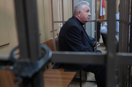 Суд отправил под домашний арест экс-главу Хабаровского края