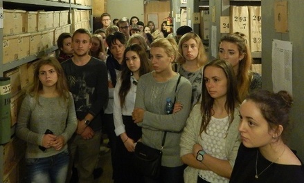 В Институте кино и телевидения Петербурга пояснили призыв студентам не идти на акцию оппозиции