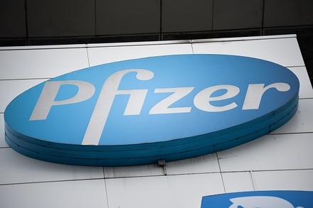 ЕС расследует поглощение Pfizer разработчика методов лечения рака Seagen