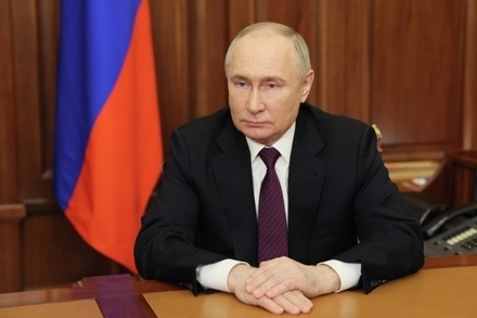Владимир Путин назвал призывающих к отмене русской культуры неумными людьми