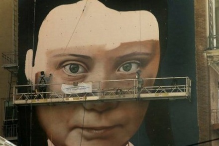 В Сан-Франциско появился гигантский портрет Греты Тунберг