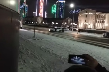 В интернете опубликовано видео перестрелки в Грозном