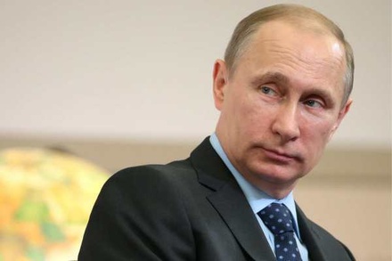 Путин и администрация Кремля перешли на платёжные карты «Мир»