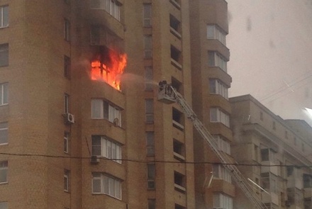 Движение перекрыто в центре Москвы из-за пожара
