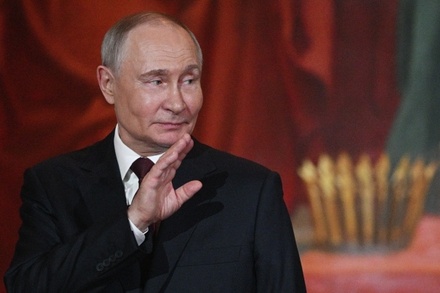 Владимир Путин поздравил россиян с Пасхой