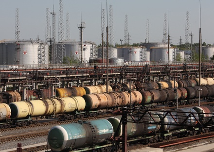 Россия приостановила поставки дизельного топлива на Украину