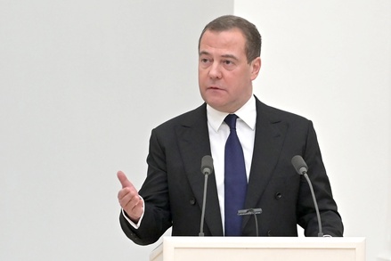 Дмитрий Медведев намекнул на возврат смертной казни в России