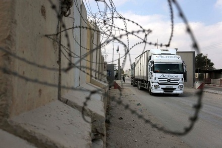 Израиль закрыл все КПП на границе с сектором Газа