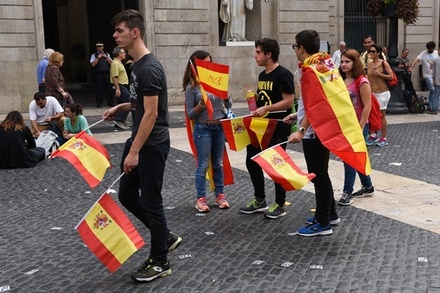 Власти Каталонии насчитали 90% проголосовавших за независимость от Испании