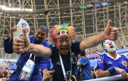 Япония обыграла Колумбию в матче группового этапа чемпионата мира по футболу