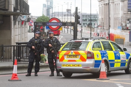 В Лондоне по подозрению в терроризме задержаны три человека