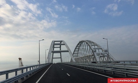 Десятки байкеров стали первыми нарушителями ПДД на Крымском мосту