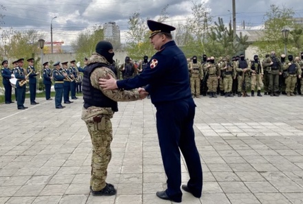 Ветеран спецслужб объяснил, почему участвовавшие в спецоперации росгвардейцы были в масках на церемонии награждения