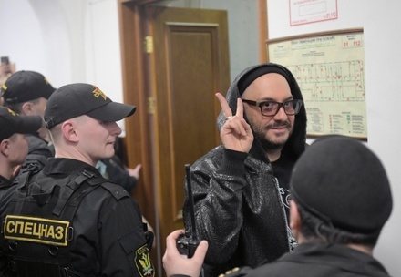 Минкультуры просит продлить домашний арест Кириллу Серебренникову
