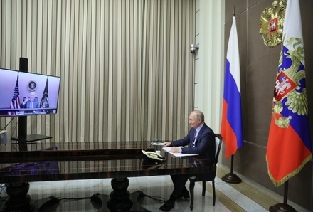 В Кремле рассказали о желании Владимира Путина лично увидеться с Джо Байденом