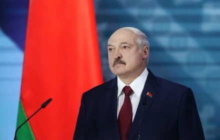 Лукашенко поручил пригласить генпрокуроров России и Украины из-за задержания россиян