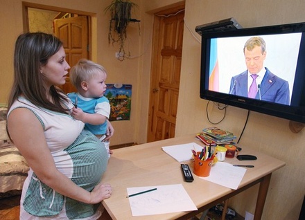 В России продолжат программу улучшения жилищных условий молодым семьям