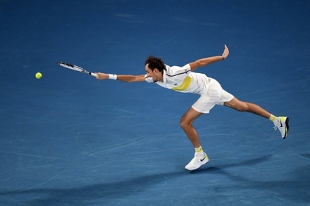 Даниил Медведев выиграл теннисный турнир в Марселе