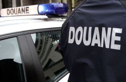 На юге Франции задержана гружёная кокаином фура