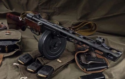 ФСБ задержала жителей Белгородской области за сбыт оружия времён войны