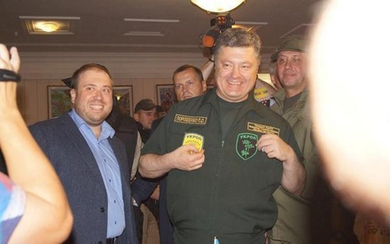Пётр Порошенко встретился с жителями Мариуполя 