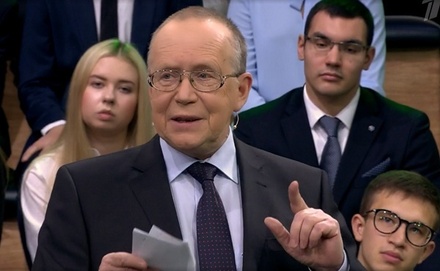 Жириновский вызвал на дебаты ведущего передачи «Умники и умницы»