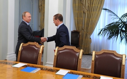 Кандидатуру Дмитрия Медведева для переговоров по Сирии предложил Владимир Путин