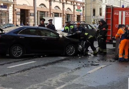 Четыре автомобиля столкнулись в центре Москвы