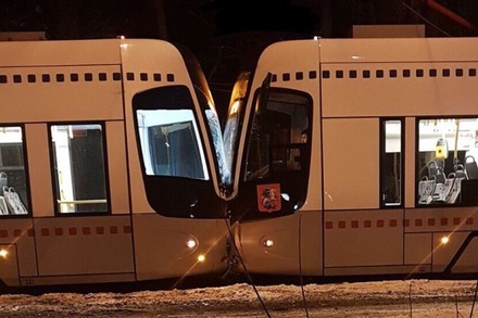«Мосгортранс» назвал причину столкновения двух трамваев в Москве