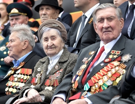 В Кремле сочли нецелесообразным участие ветеранов в праздновании 9 Мая в Москве