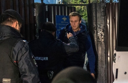 Алексей Навальный отбыл 20 суток административного ареста