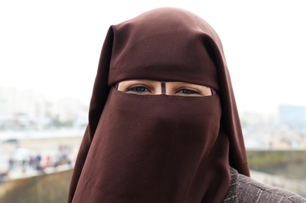 Европейский суд подтвердил запрет на ношение никаба в публичных местах Бельгии