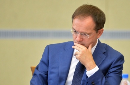 Министр культуры не знает о снятии доски Маннергейму в Санкт-Петербурге