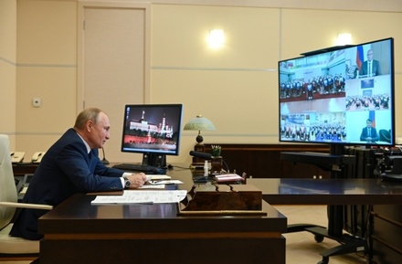 Владимир Путин учредил две новые награды за заслуги в области культуры