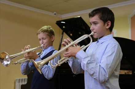 Трубач рассказал, с какого возраста детей можно учить игре на духовых инструментах