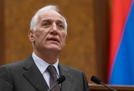 Пятый президент Армении вступил в должность