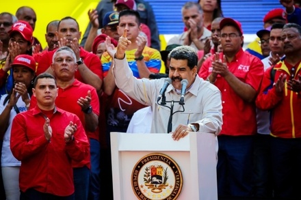 Мадуро объявил о победе над попыткой госпереворота в Венесуэле