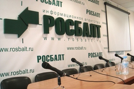 Редакция «Росбалта» в Москве приостановила работу из-за обысков