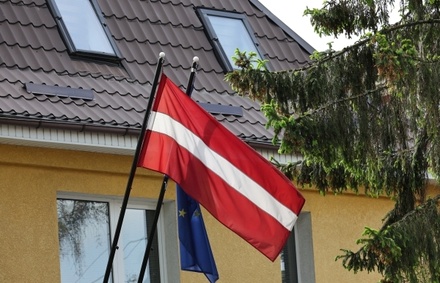 Посольство Латвии в России приостановило приём заявлений на визы