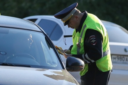 «Автомобилисты Москвы» считают опасным разрешение останавливать машины вне стационарных постов ДПС