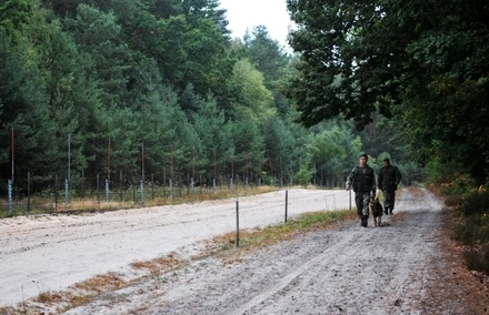 Кабмин Украины планирует обозначить границу с Россией на местности